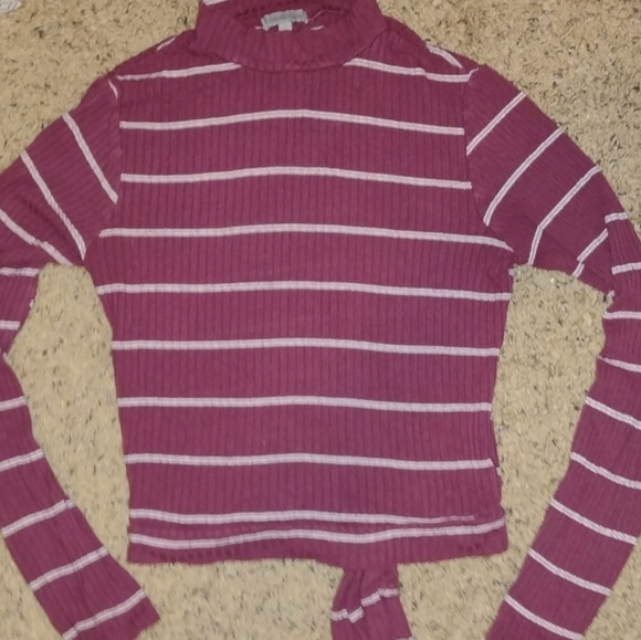 Shirt - Picture 3 of 5